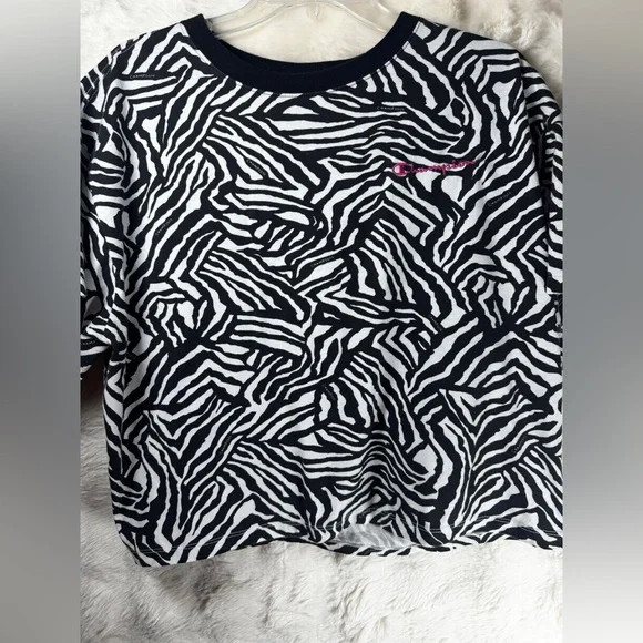 Champion Black & White Zebra Crewneck with Pink Logo Embroidery - Picture 1 of 3